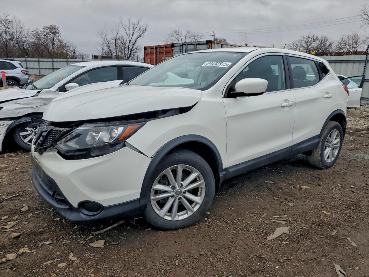 NISSAN ROGUE SPORT S