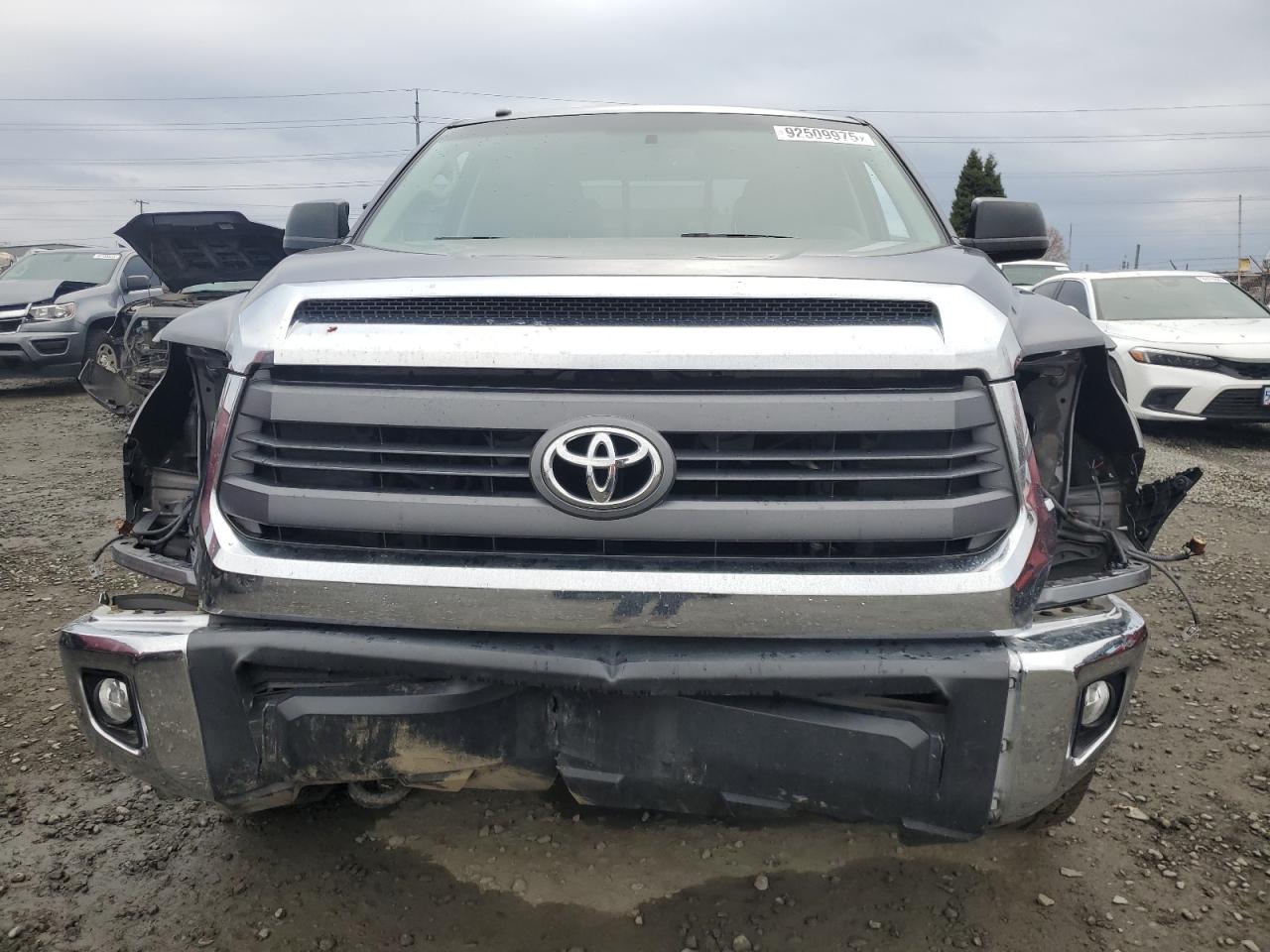 TOYOTA TUNDRA DOUBLE CAB SR