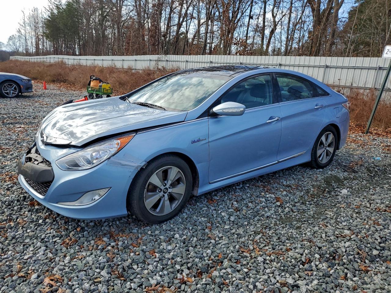 HYUNDAI SONATA HYBRID