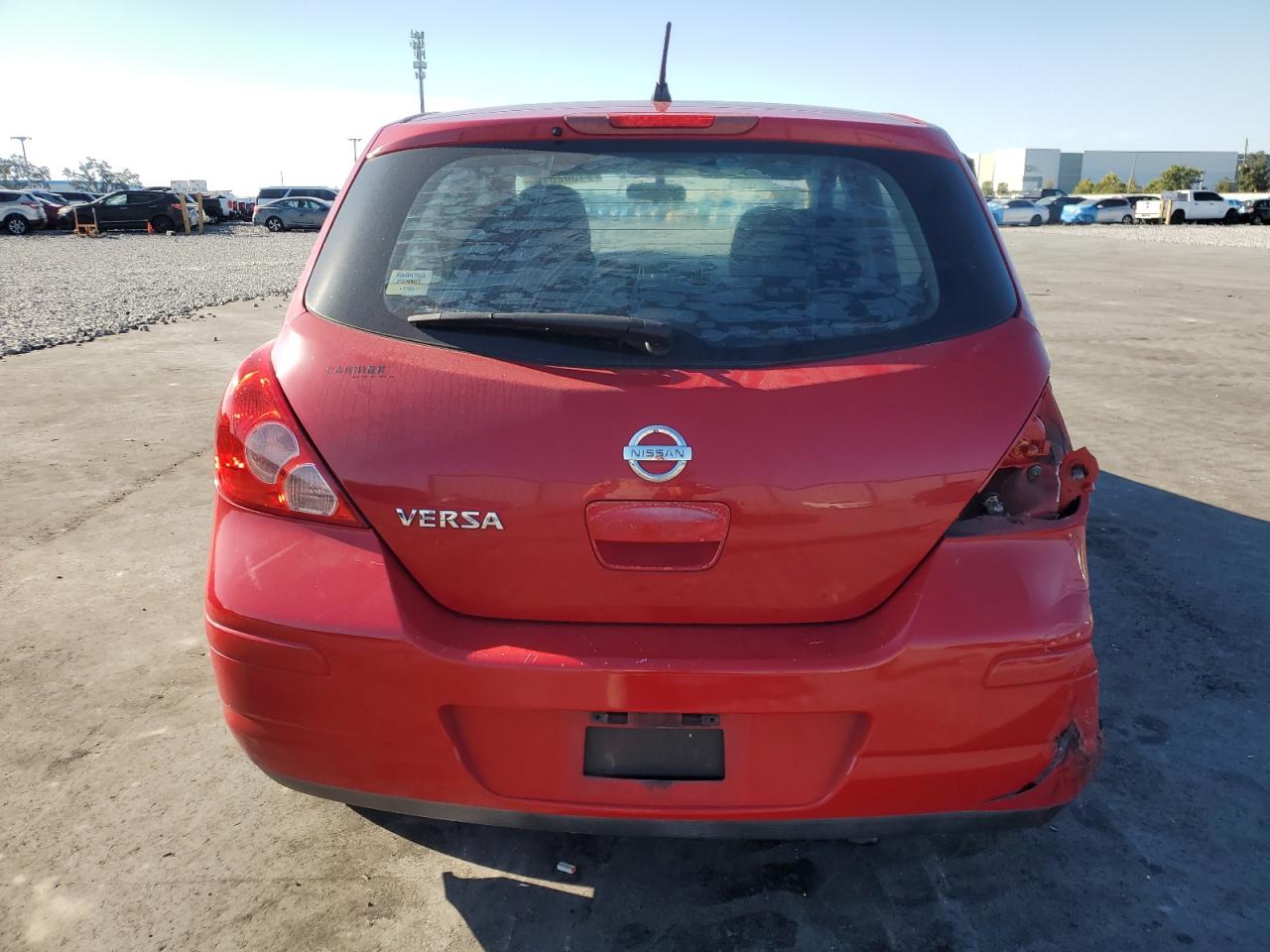 NISSAN VERSA S