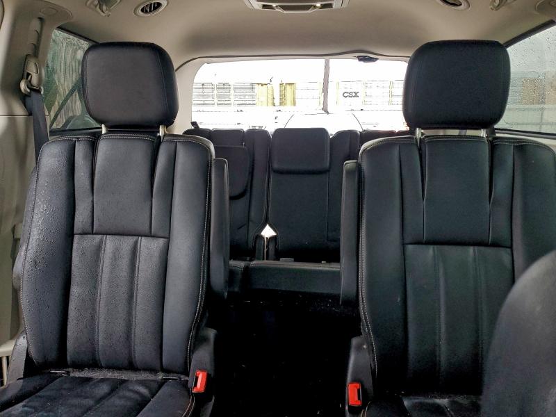 2016 CHRYSLER TOWN & COU #3301605747