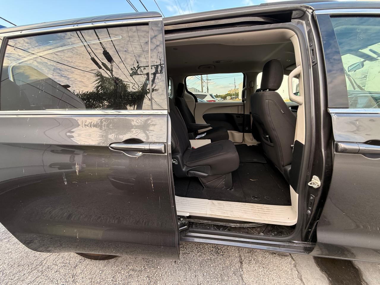 CHRYSLER PACIFICA LX