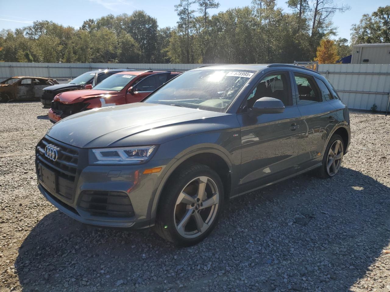 AUDI Q5 TITANIUM PREMIUM PLUS