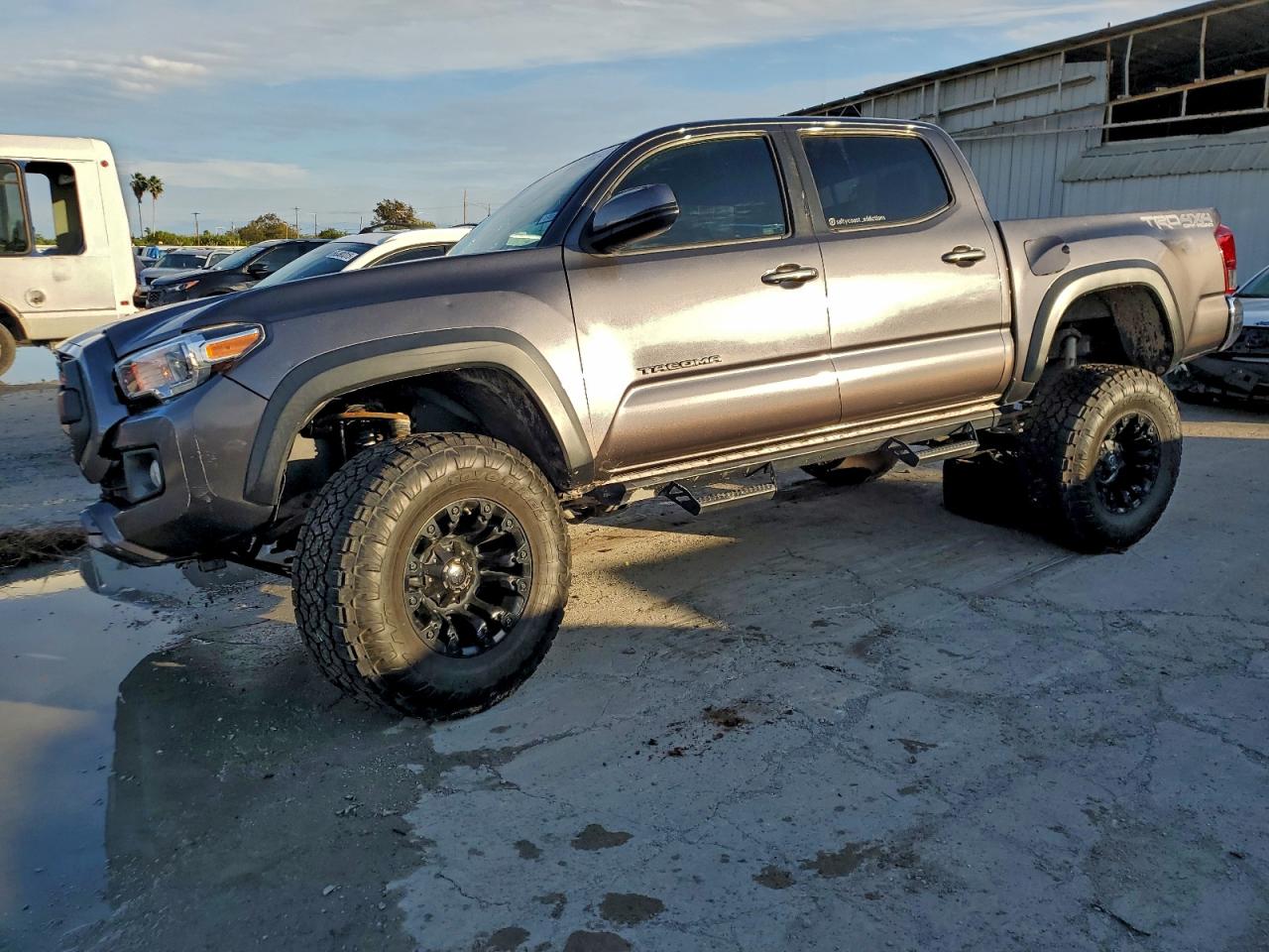 TOYOTA TACOMA DOUBLE CAB