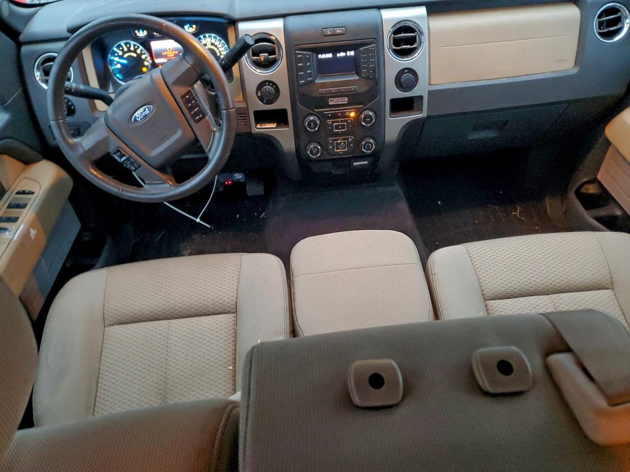 FORD F-150 SUPER CAB