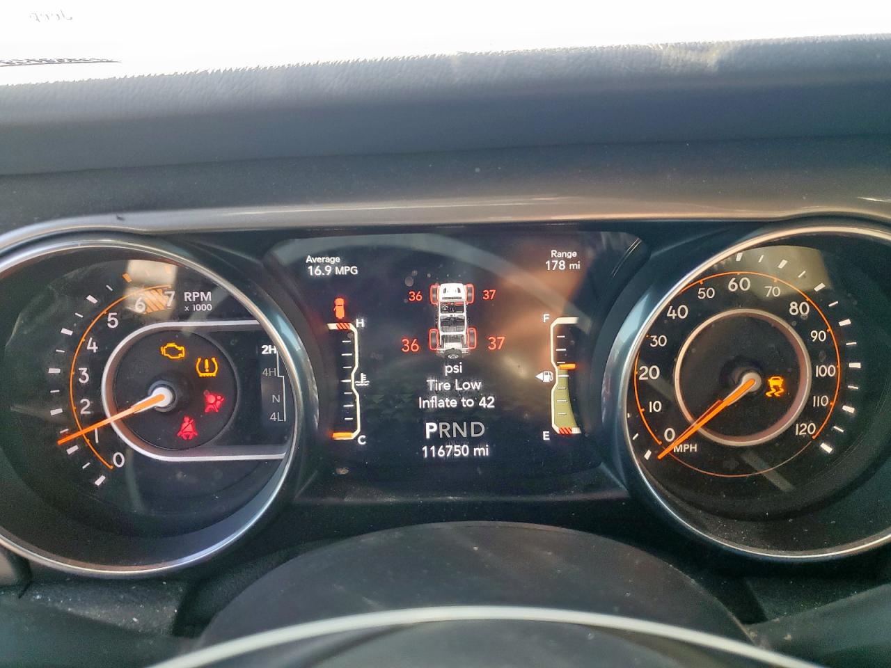 JEEP WRANGLER SAHARA