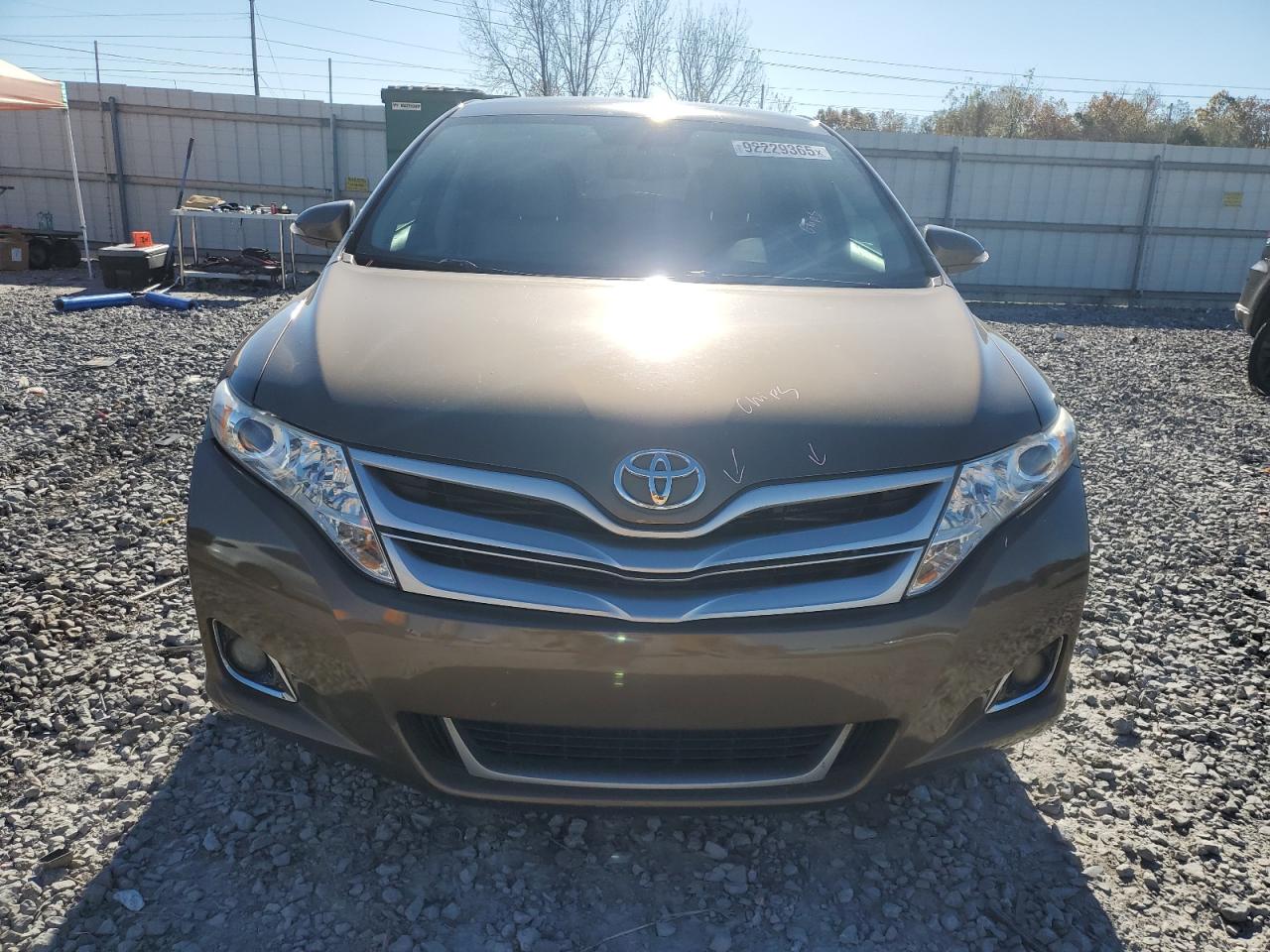 TOYOTA VENZA LE