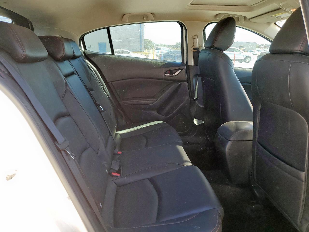 MAZDA 3 GRAND TOURING