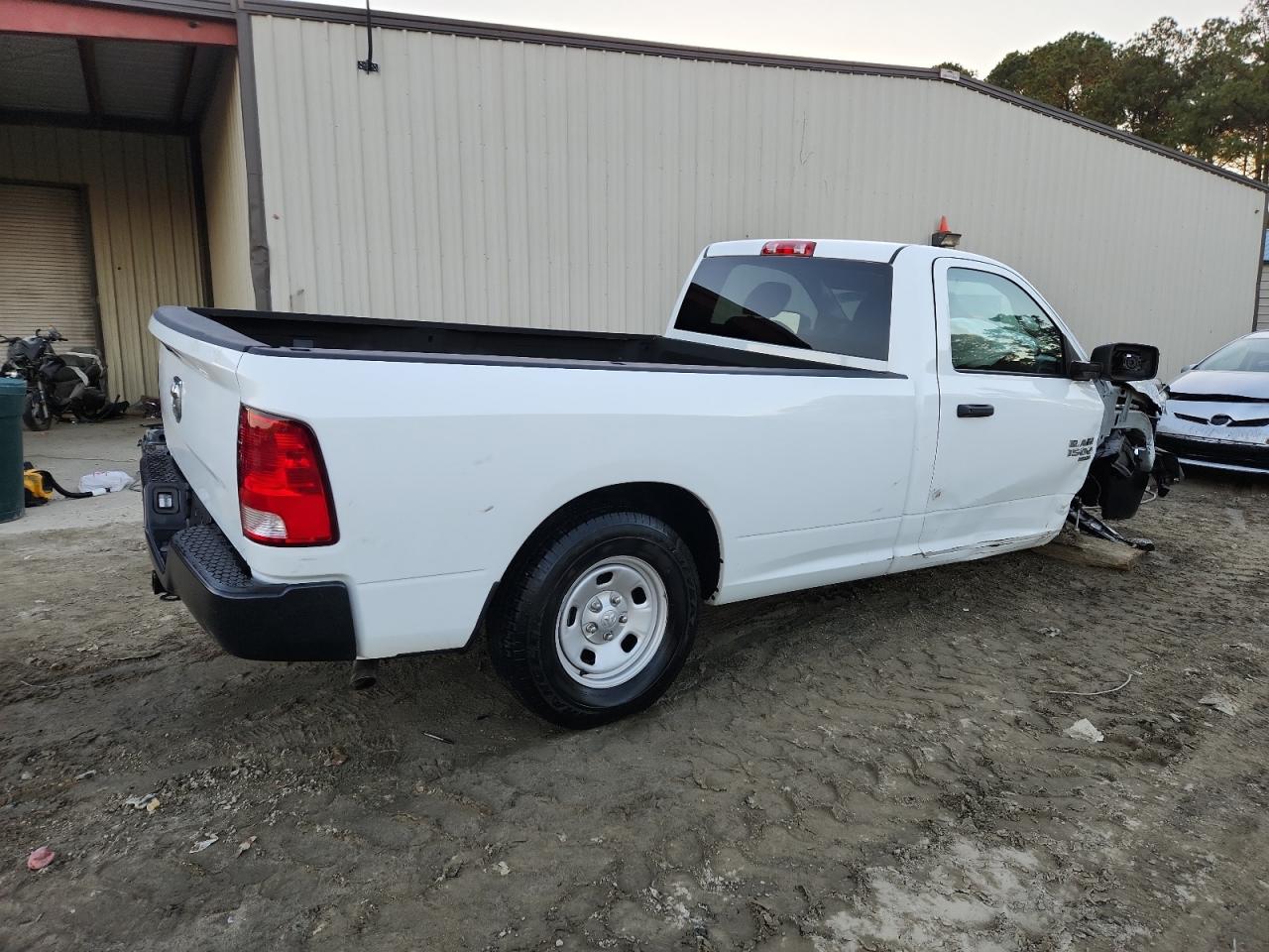 RAM 1500 TRADESMAN