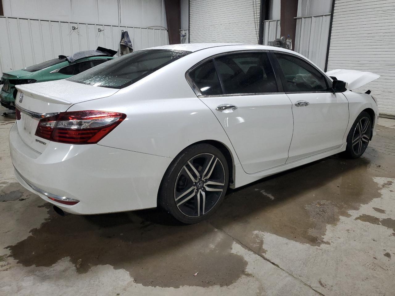 Lot #3315988108 2017 HONDA ACCORD SPO