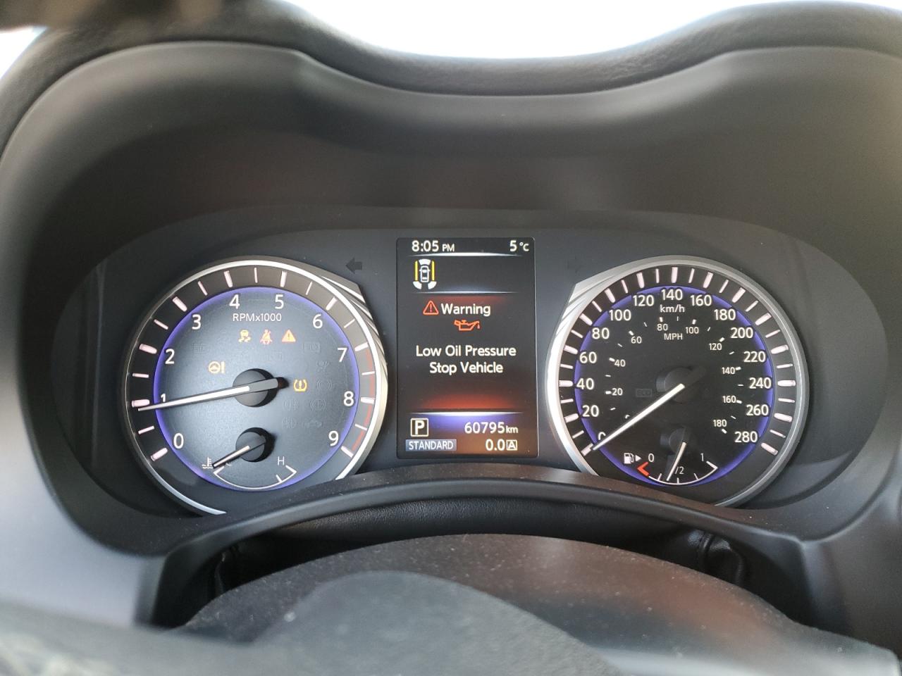 INFINITI Q60 RED SPORT 400