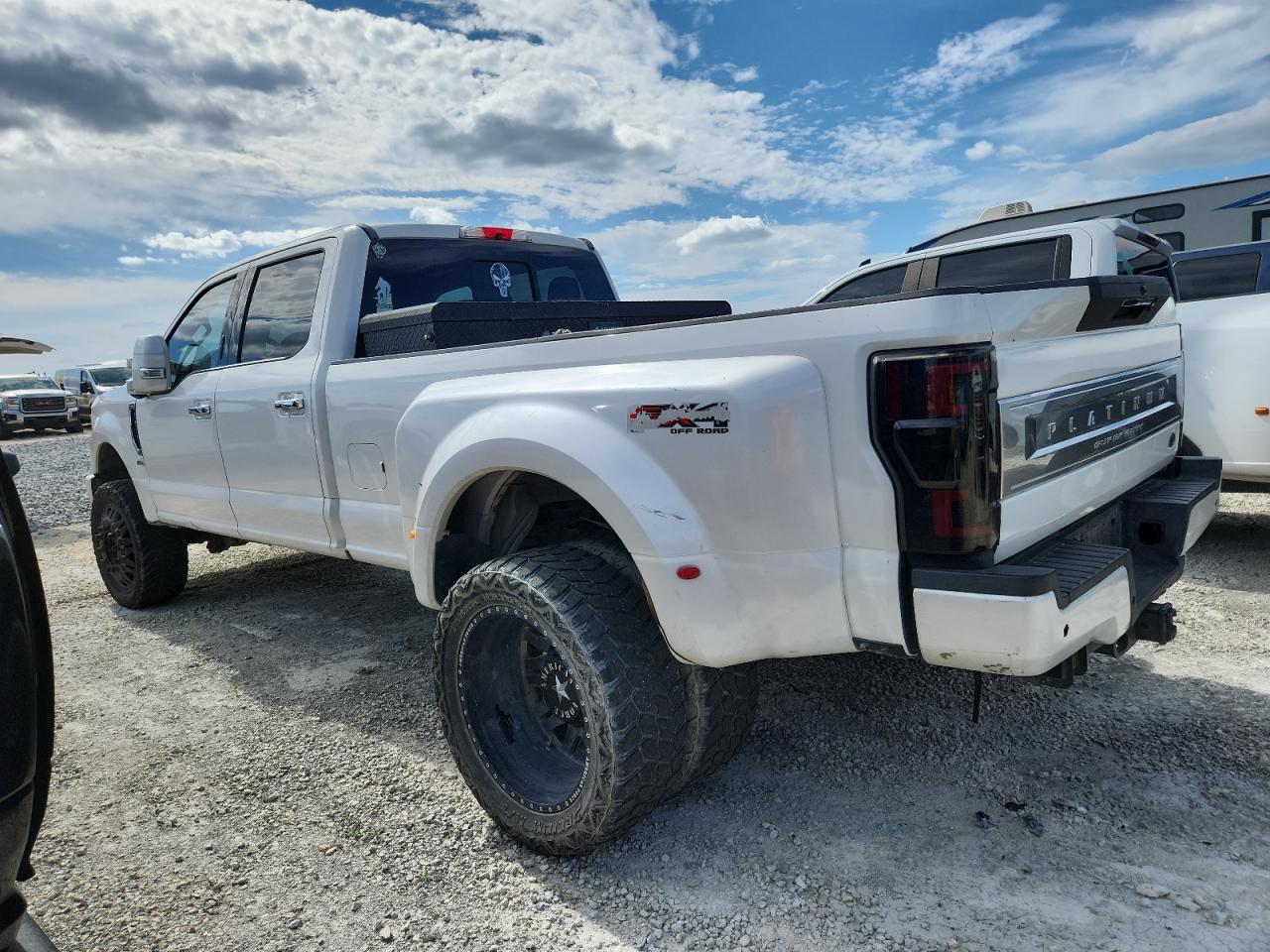 FORD F-350 SUPER DUTY