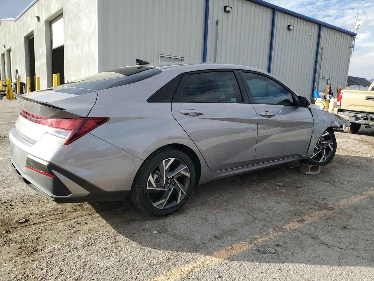 HYUNDAI ELANTRA SEL SPORT