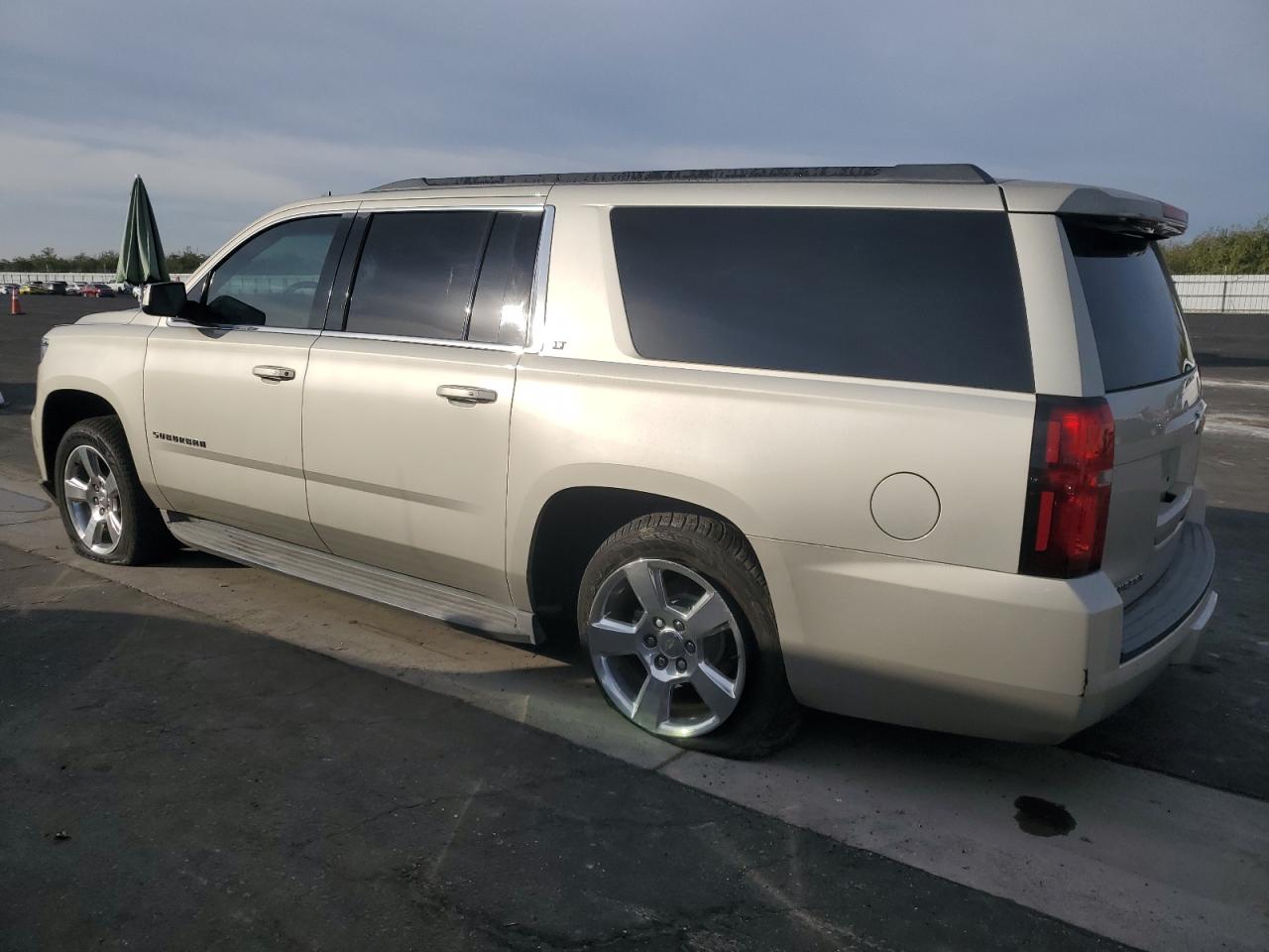 CHEVROLET SUBURBAN K1500 LT