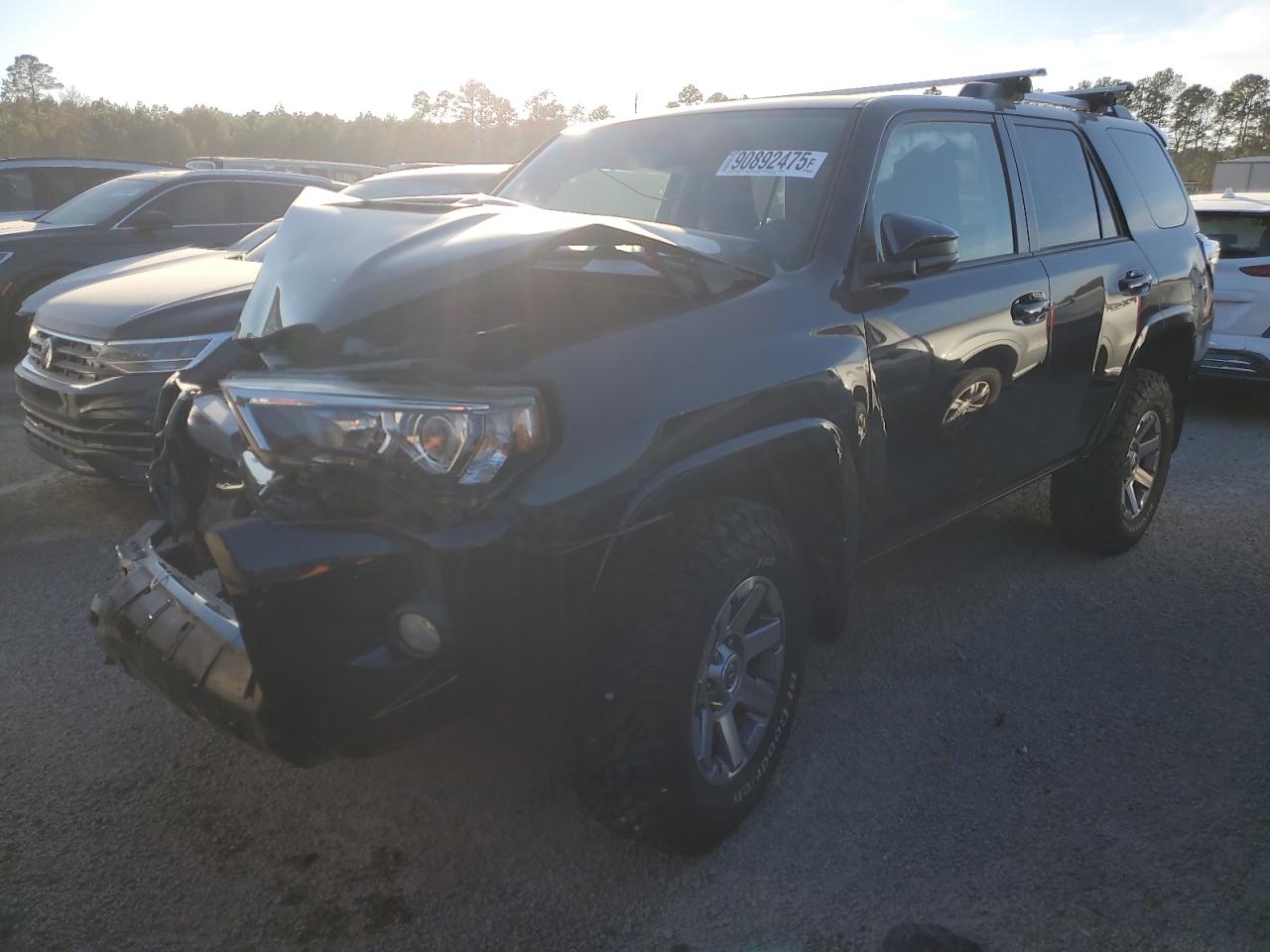 TOYOTA 4RUNNER SR5/SR5 PREMIUM