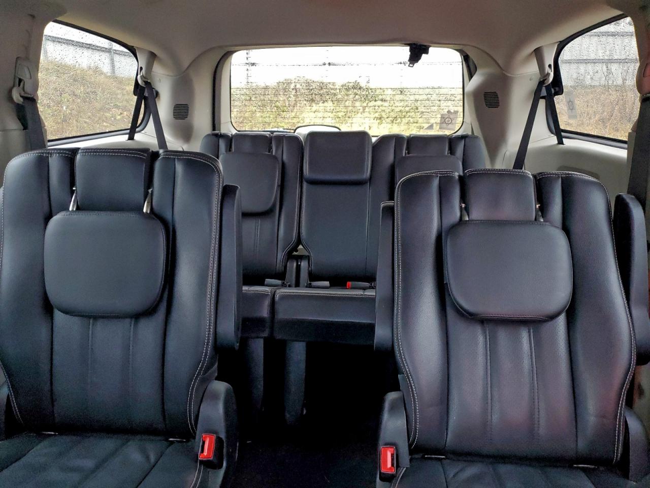 CHRYSLER TOWN & COUNTRY TOURING