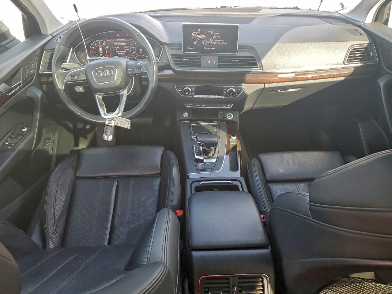 AUDI Q5 PREMIUM PLUS