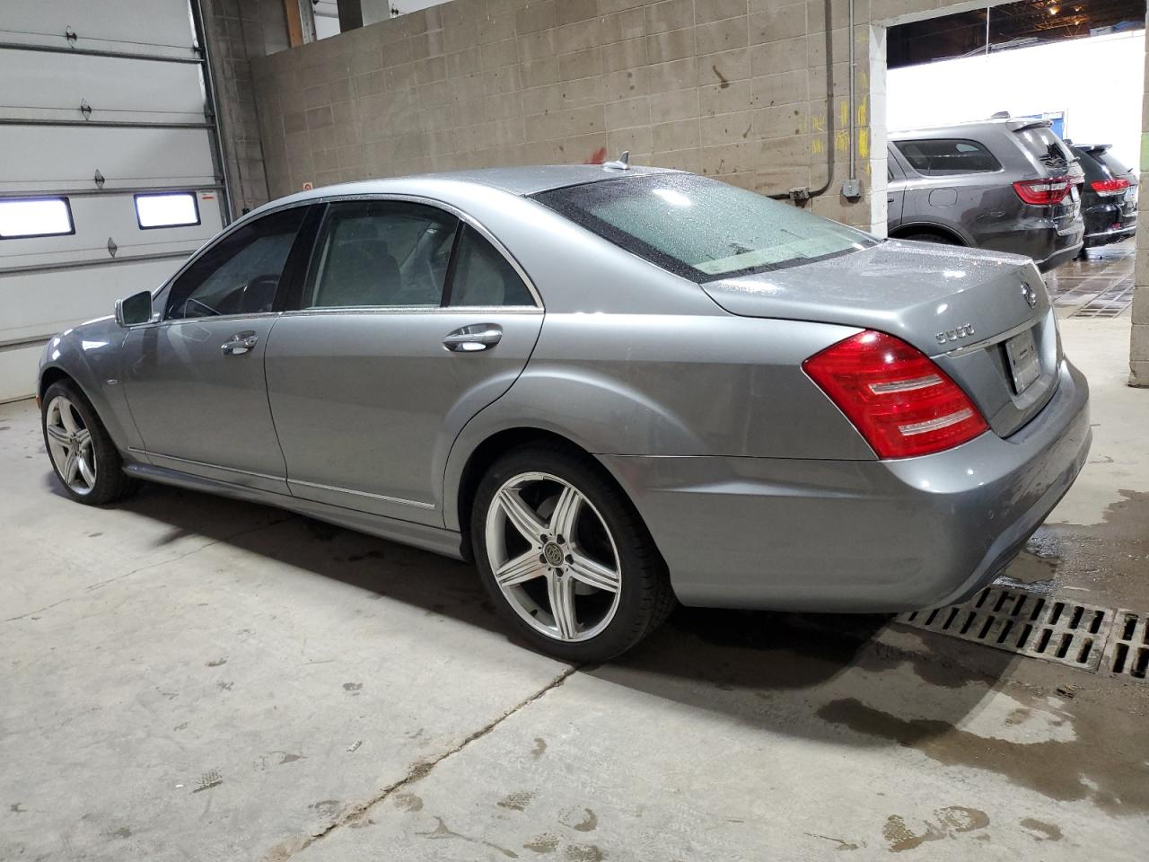 MERCEDES-BENZ S-CLASS 550 4MATIC