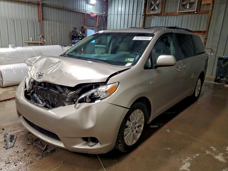 2016 TOYOTA SIENNA XLE #3301986492