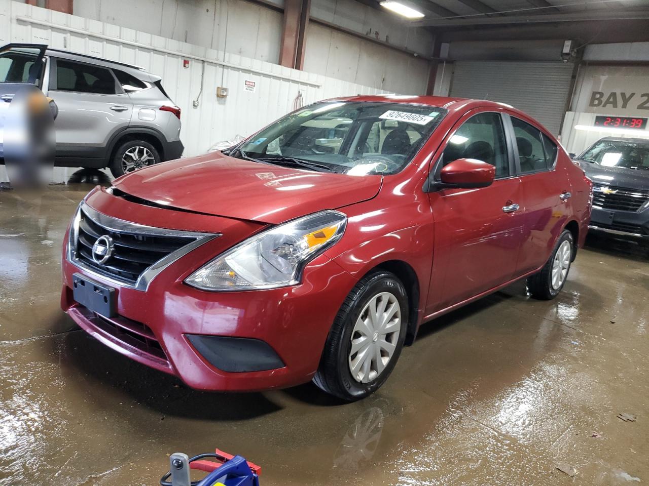 NISSAN VERSA S
