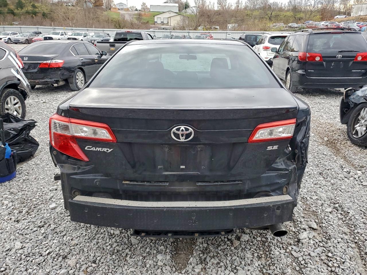 TOYOTA CAMRY L