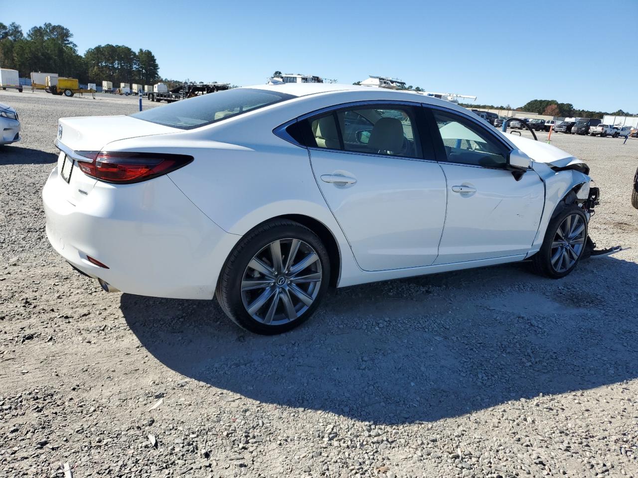 MAZDA 6 GRAND TOURING