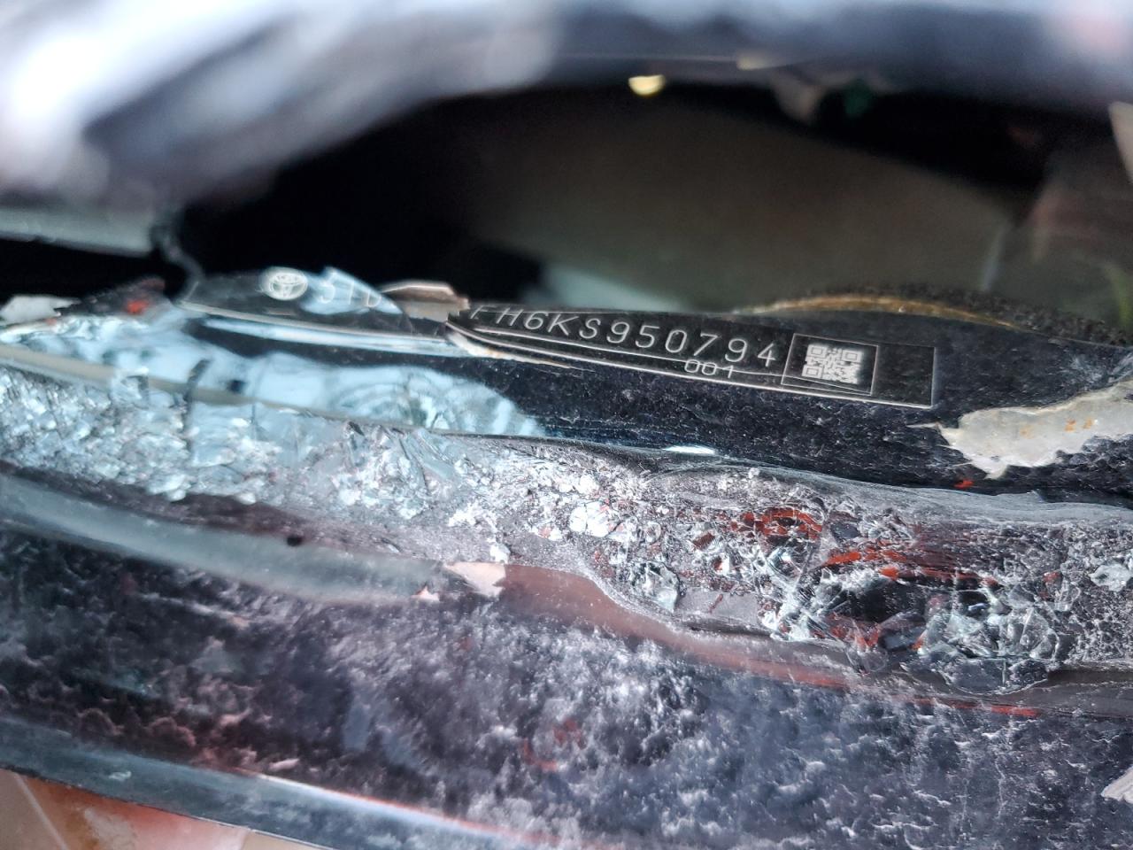 TOYOTA HIGHLANDER SE