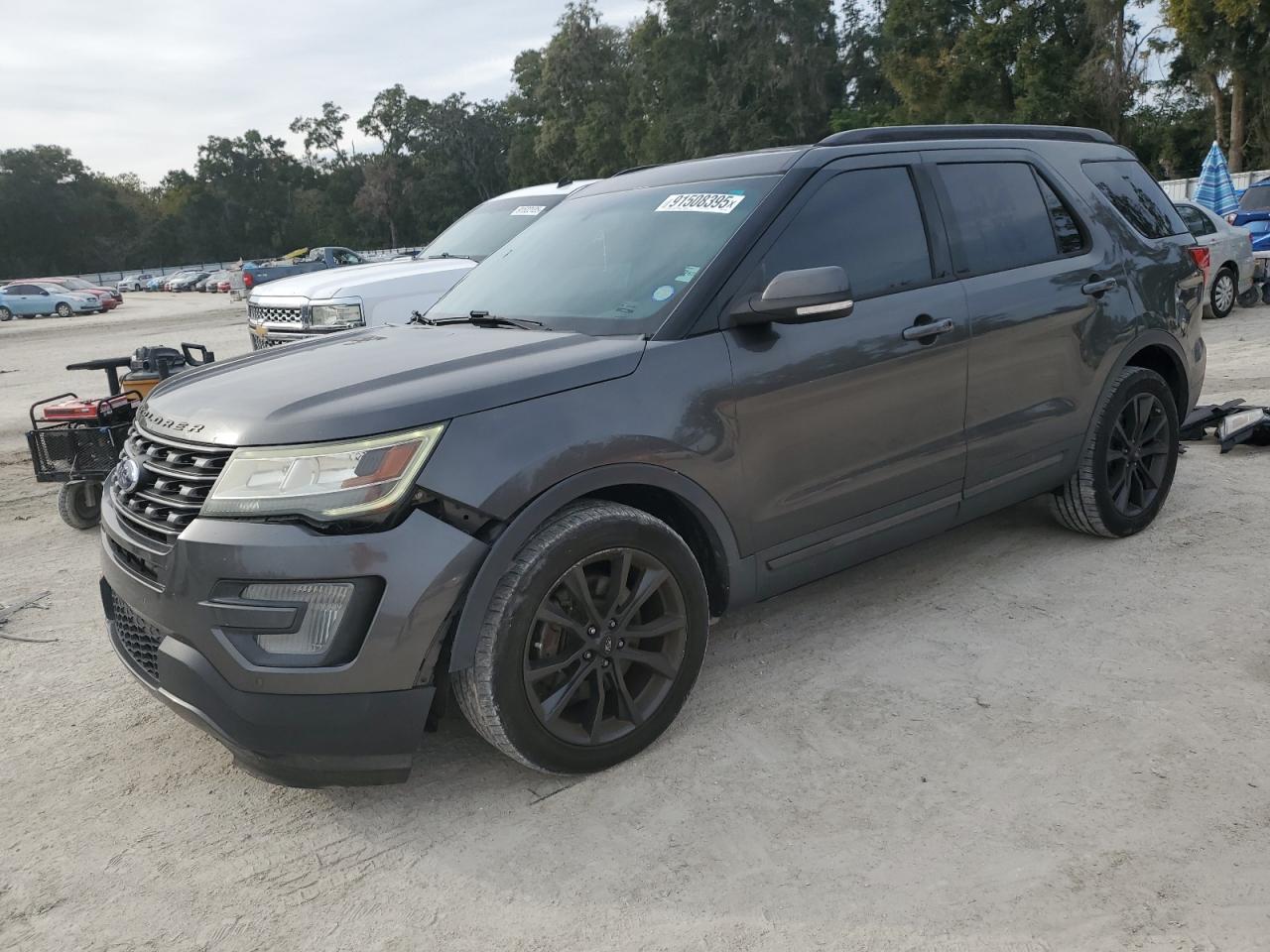 FORD EXPLORER XLT
