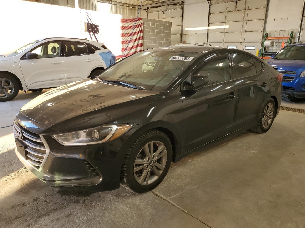 Lot #3298100135 2017 HYUNDAI ELANTRA SE
