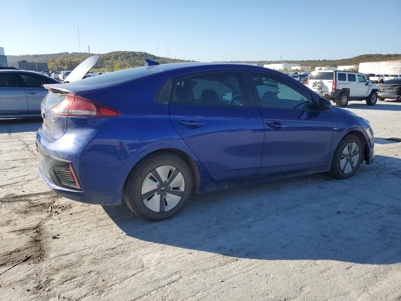 HYUNDAI IONIQ BLUE