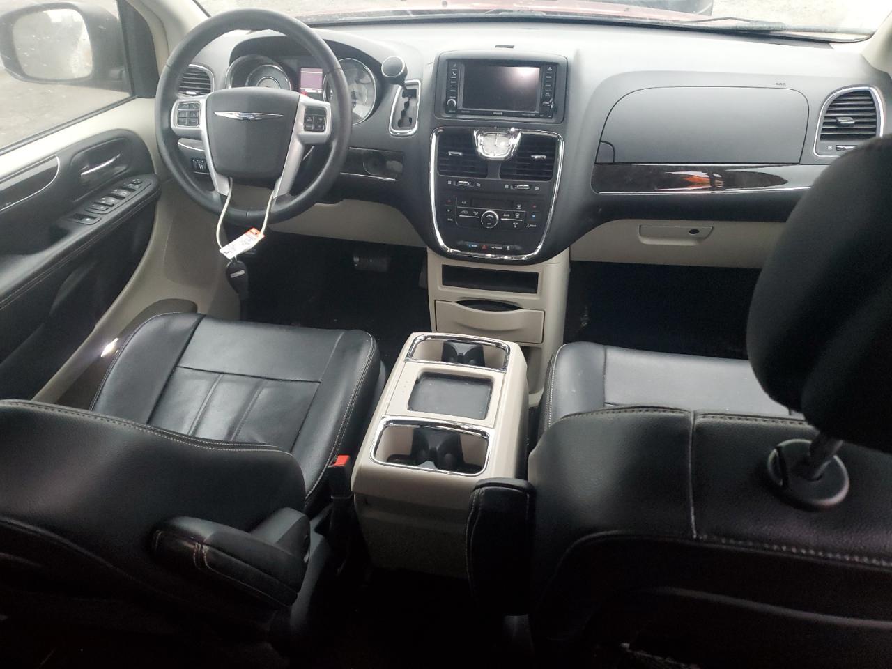 CHRYSLER TOWN & COUNTRY TOURING