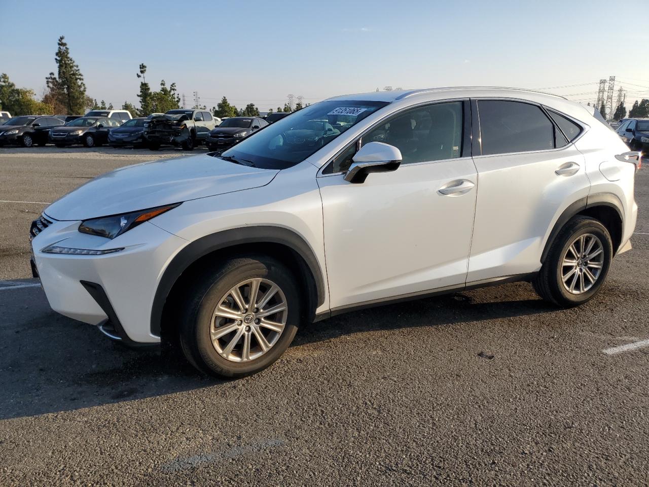 LEXUS NX 300 BASE