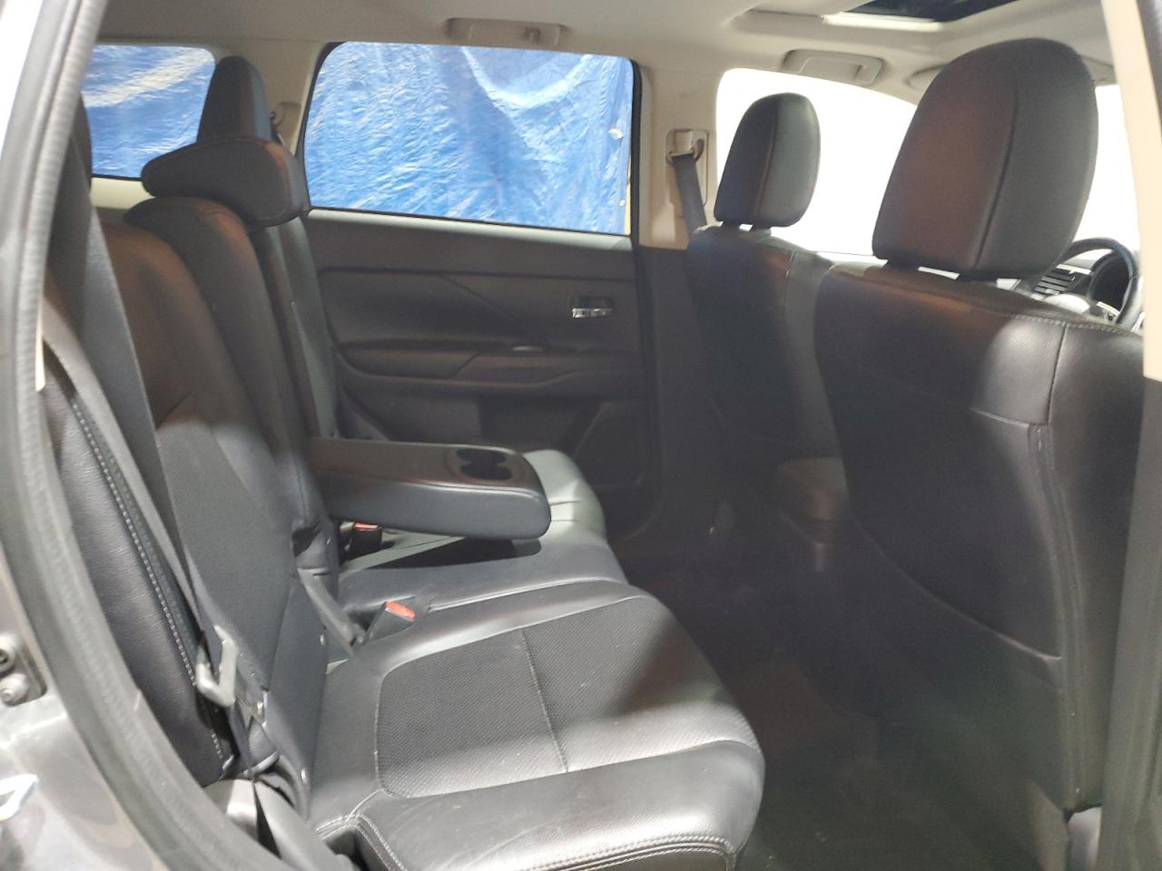 MITSUBISHI OUTLANDER GT