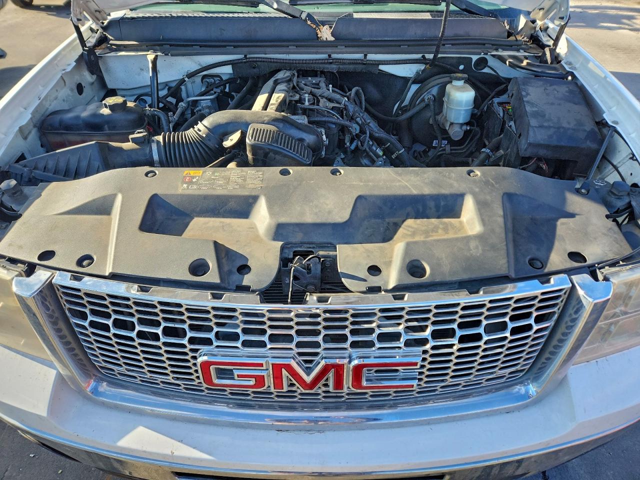 GMC SIERRA K1500 SLT