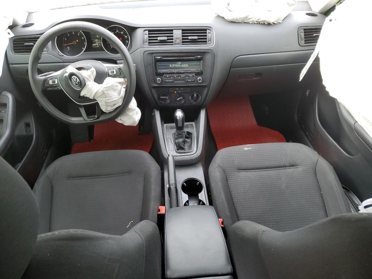 VOLKSWAGEN JETTA BASE