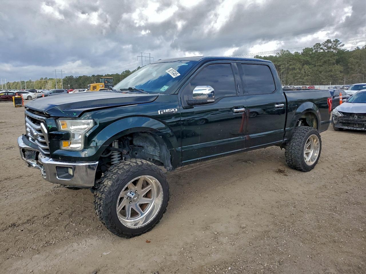 FORD F-150 SUPERCREW