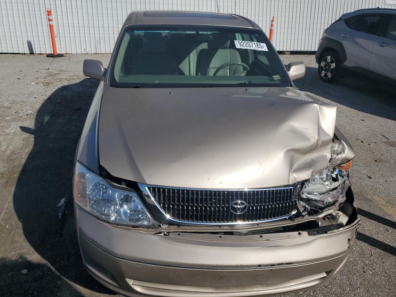 Lot #3301741349 2000 TOYOTA AVALON XL