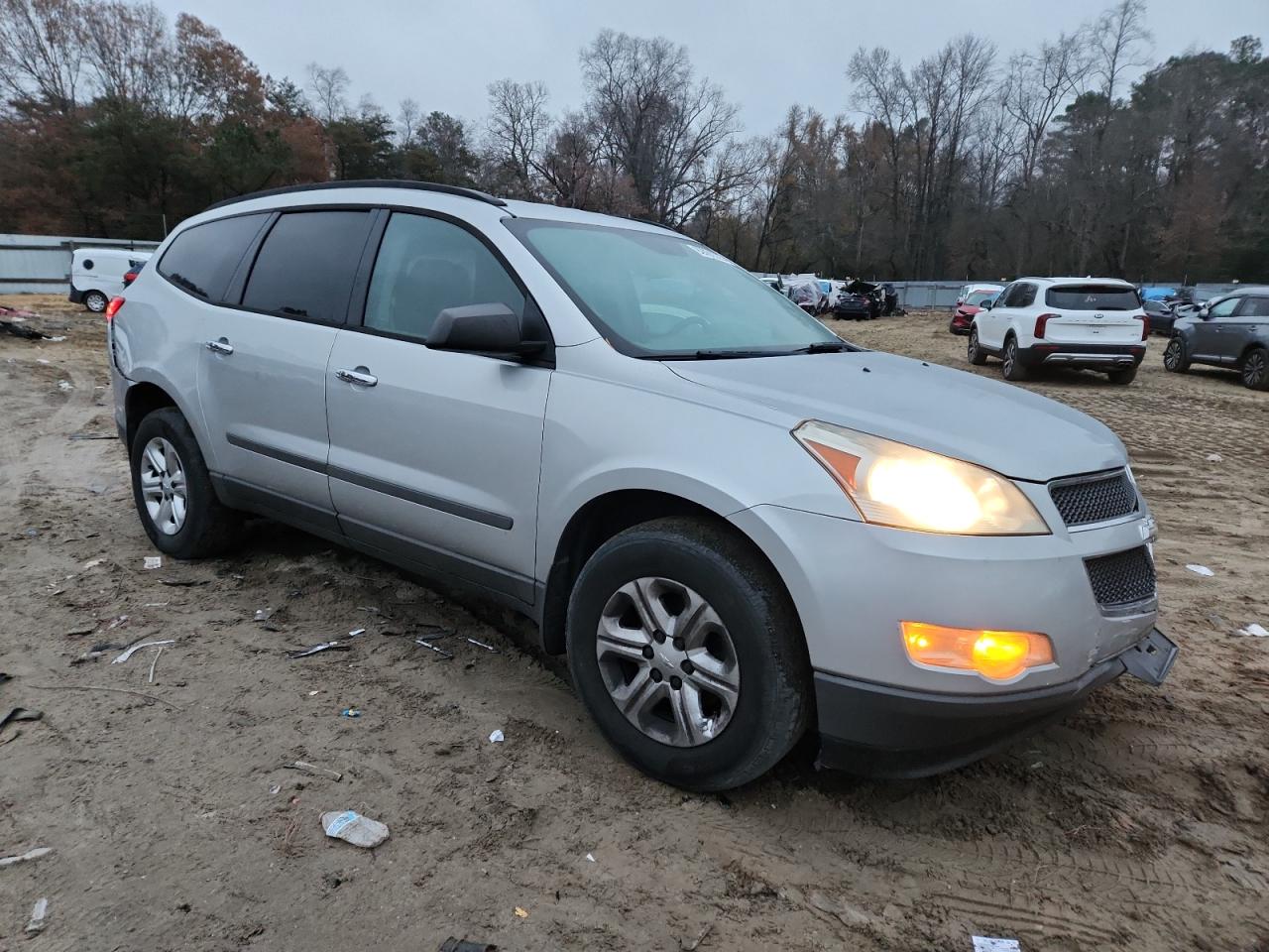 CHEVROLET TRAVERSE LS