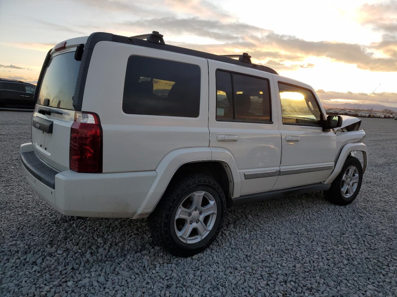 JEEP COMMANDER SPORT
