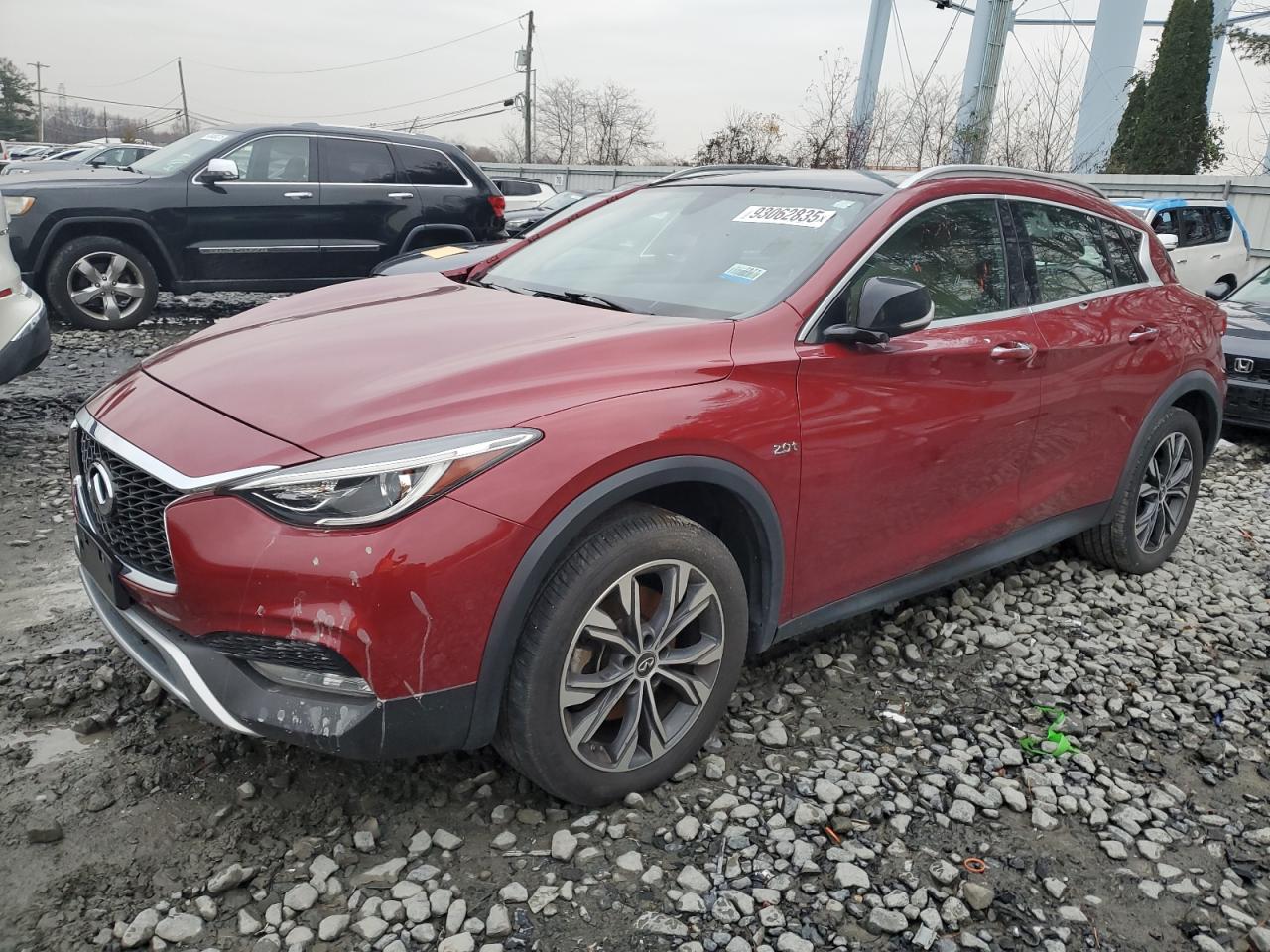 INFINITI QX30 BASE