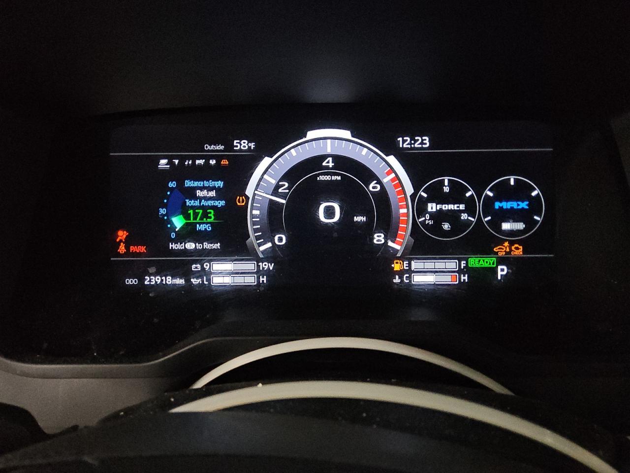 TOYOTA TUNDRA CREWMAX PLATINUM