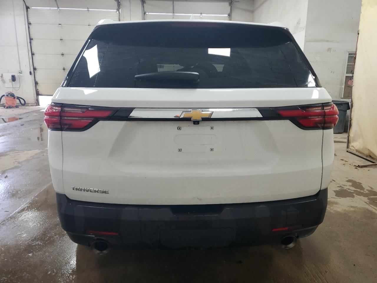 CHEVROLET TRAVERSE LS