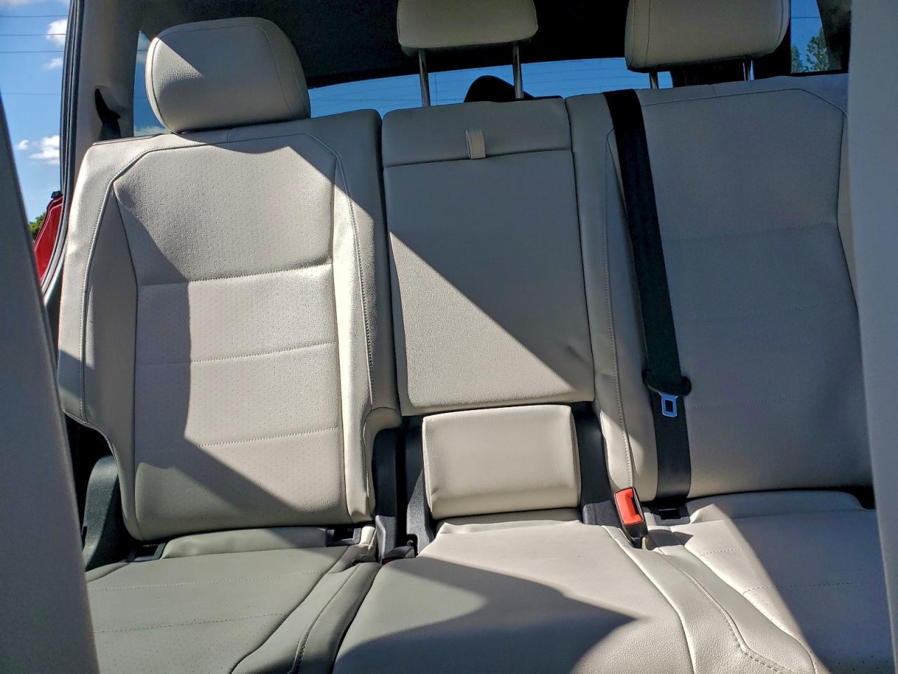 VOLKSWAGEN TIGUAN SE