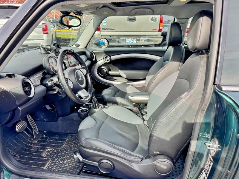 2009 MINI COOPER S C #3305289305