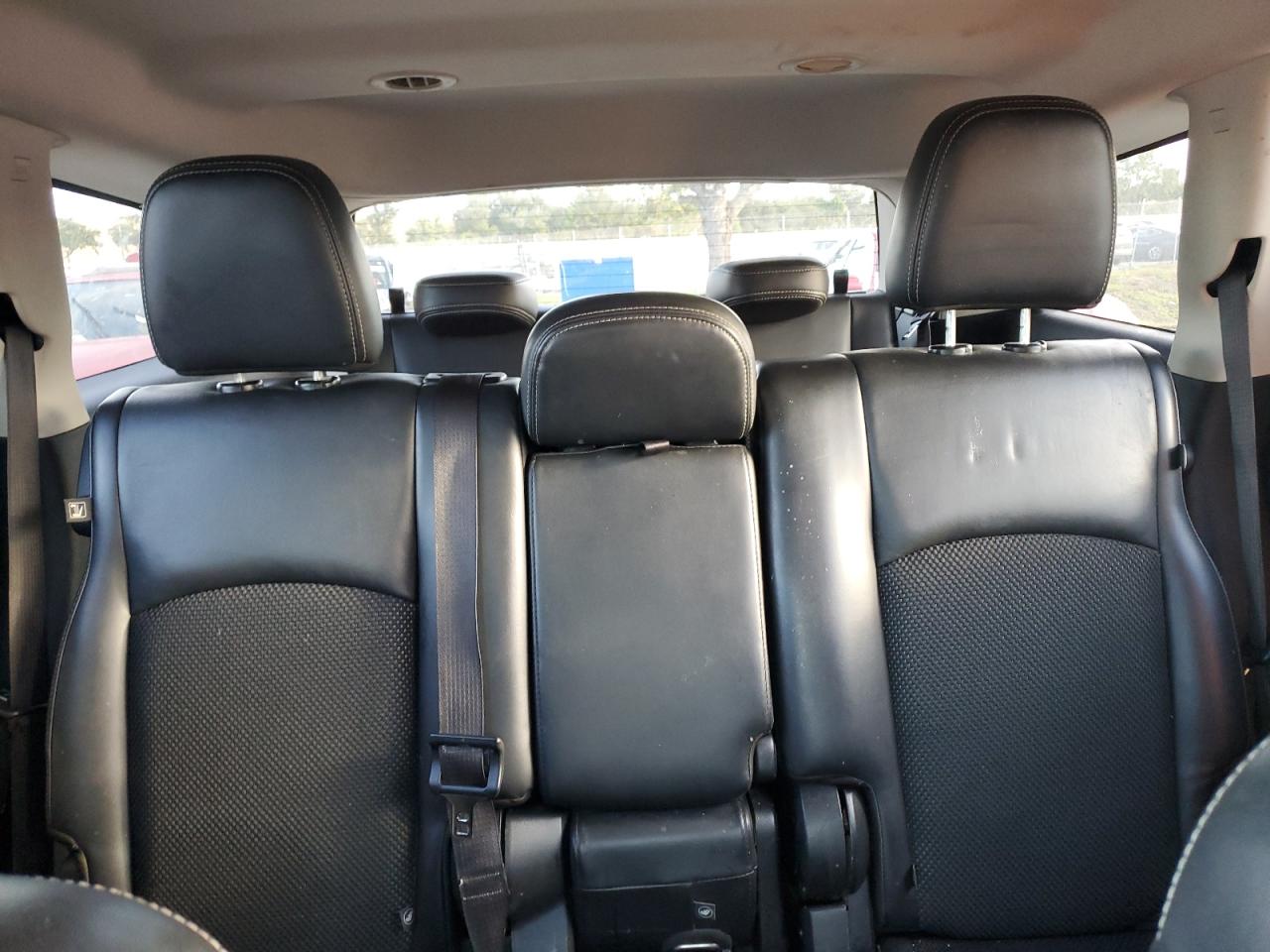 DODGE JOURNEY CROSSROAD