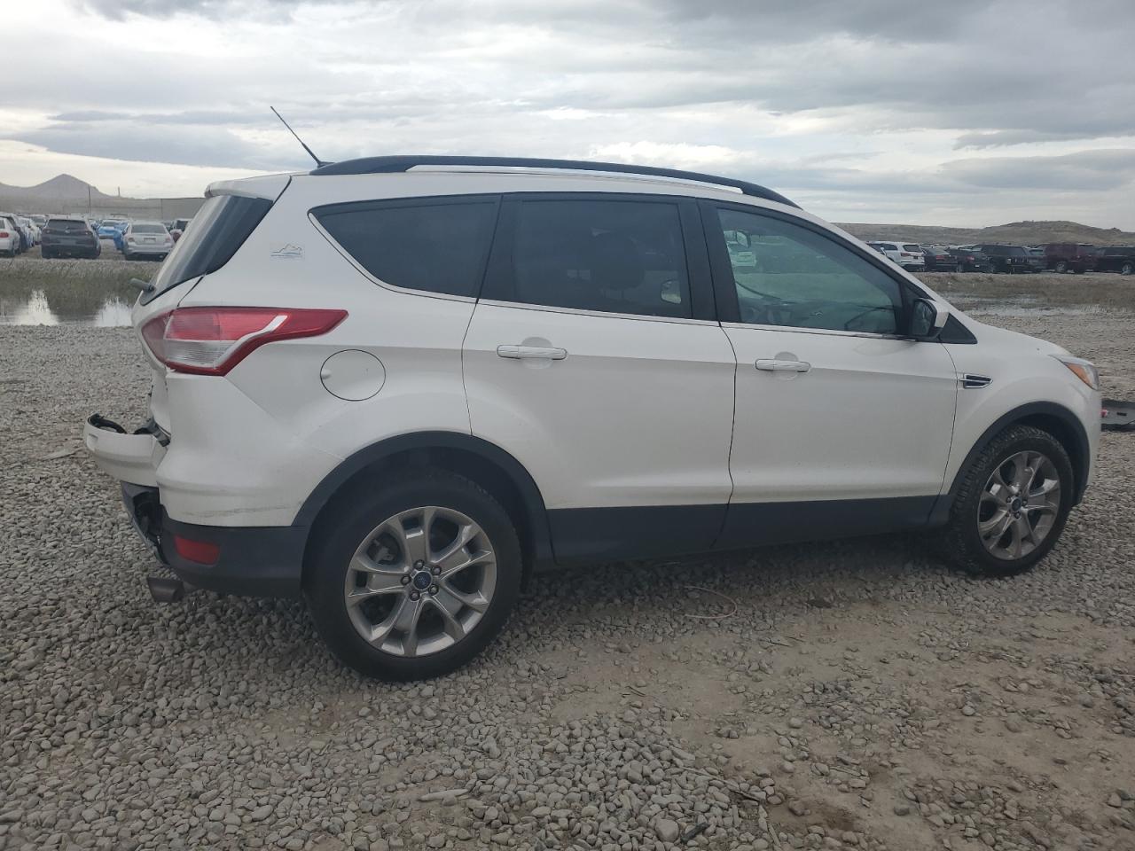 FORD ESCAPE SE