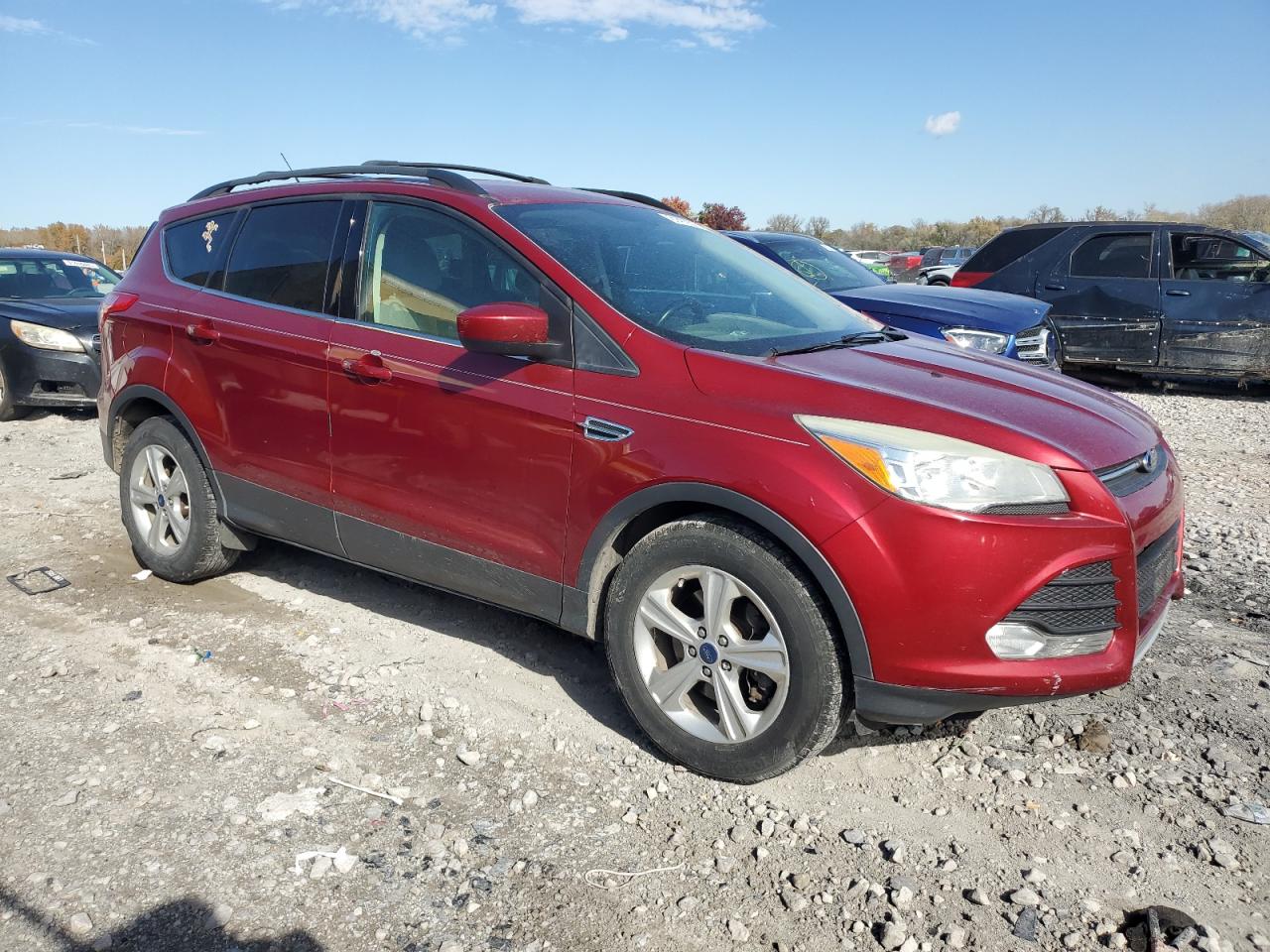 FORD ESCAPE SE