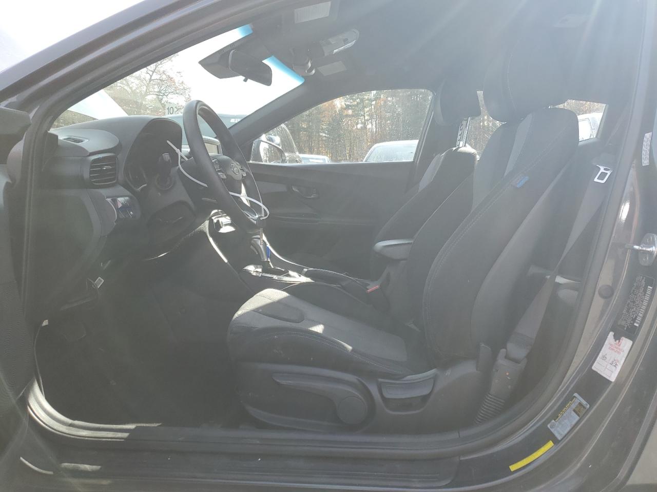 HYUNDAI VELOSTER BASE