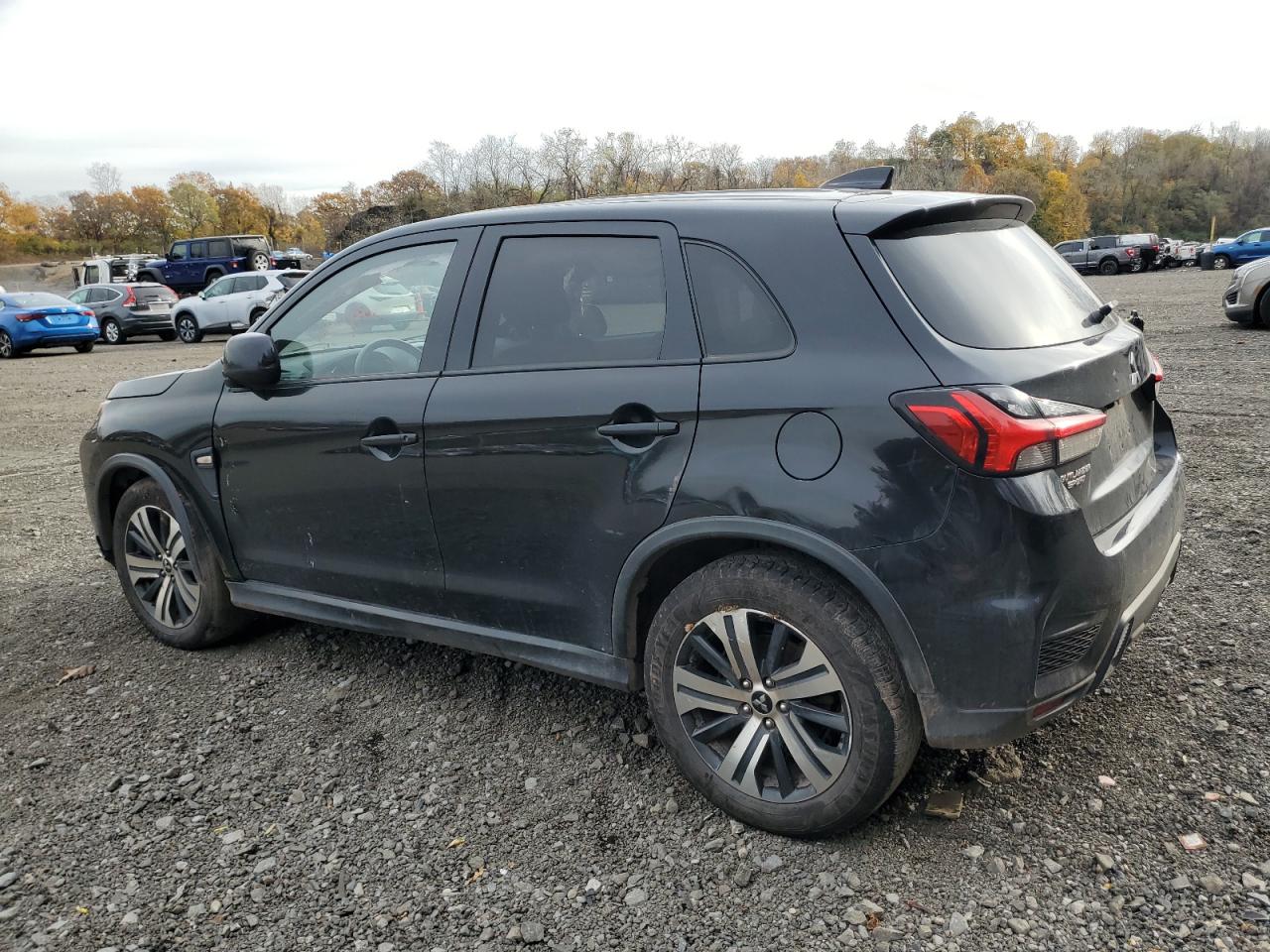 MITSUBISHI OUTLANDER ES