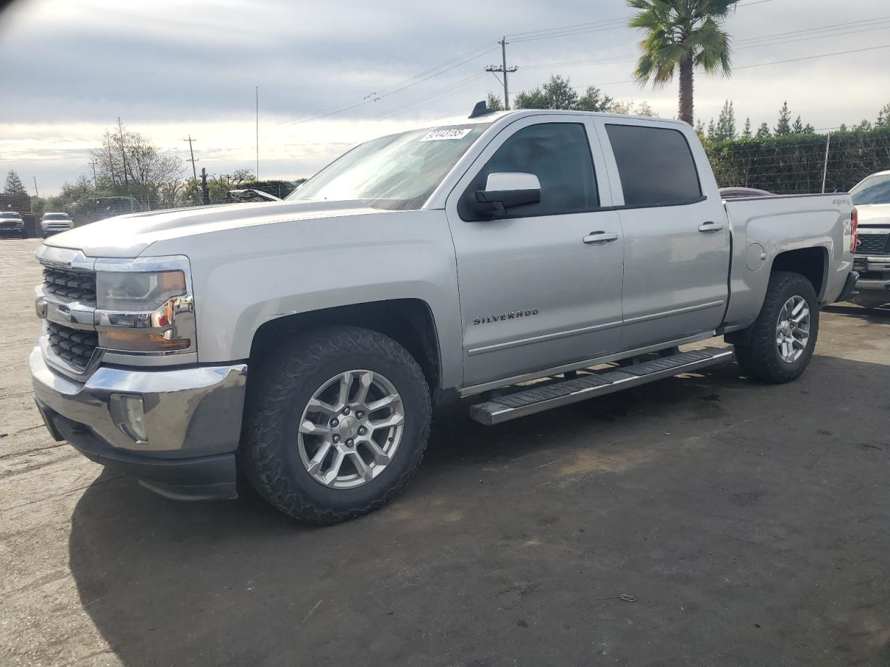 CHEVROLET SILVERADO K1500 LT